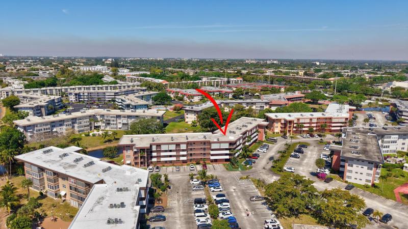  Condo & Townhome Photos
