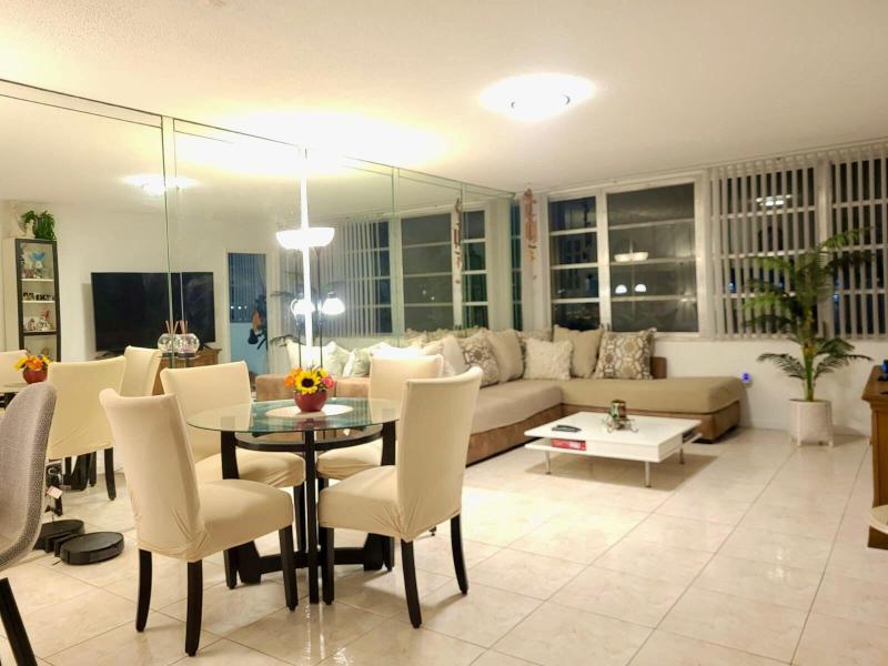  Condo & Townhome Photos