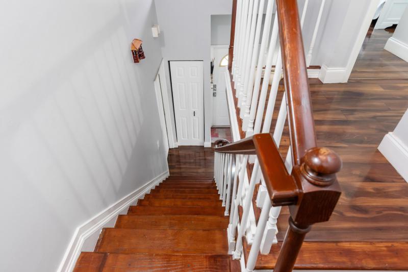  Condo & Townhome Photos