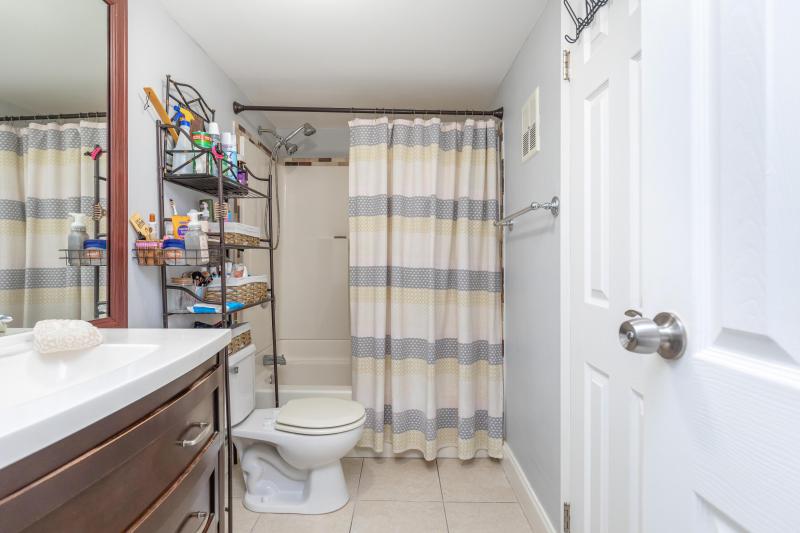  Condo & Townhome Photos