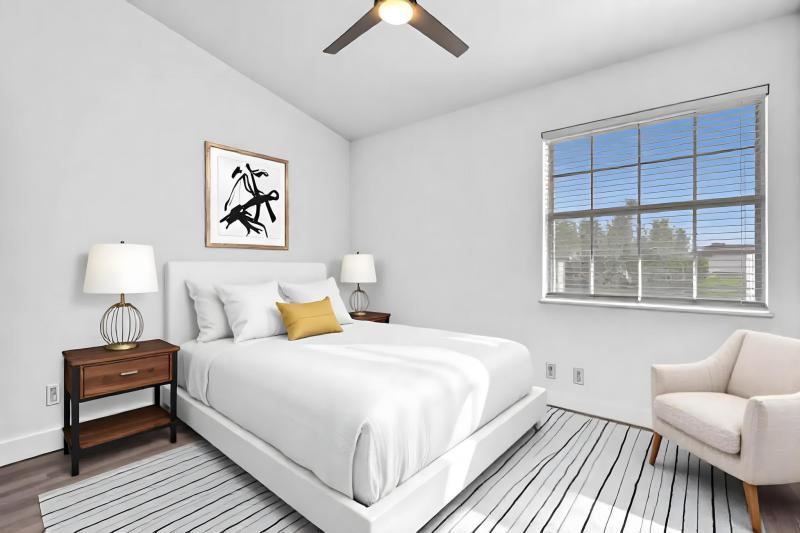  Condo & Townhome Photos