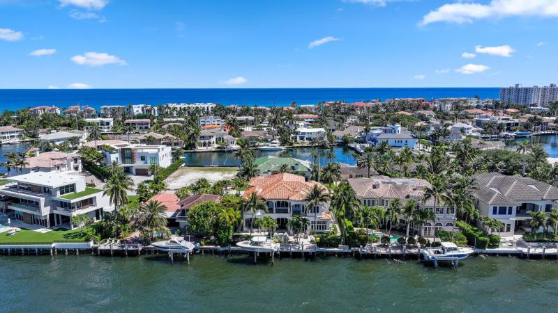 Single Family Homes Photo 100:  Highland Beach,  FL 33487