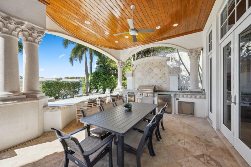  Single Family Homes Photo 65:  Highland Beach,  FL 33487