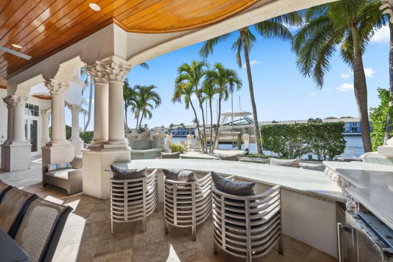  Single Family Homes Photo 67:  Highland Beach,  FL 33487