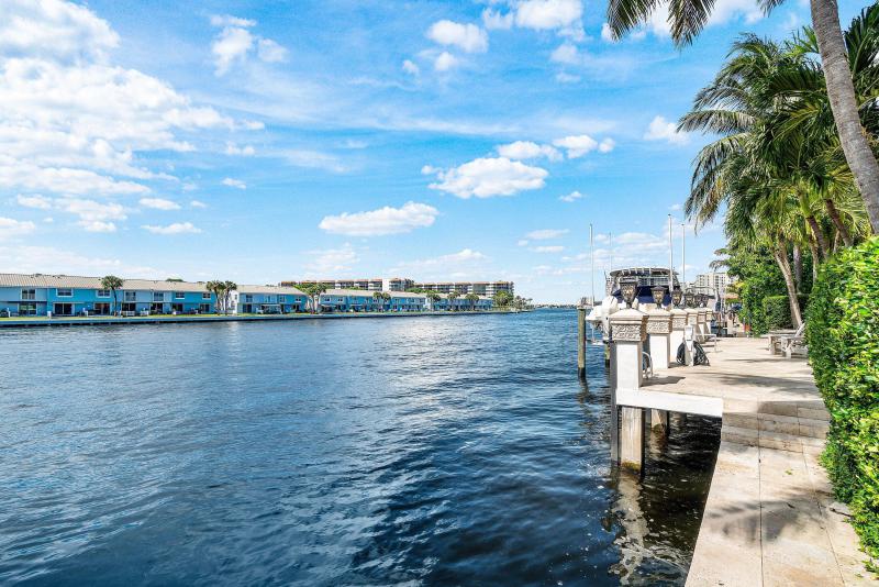 Single Family Homes Photo 69:  Highland Beach,  FL 33487