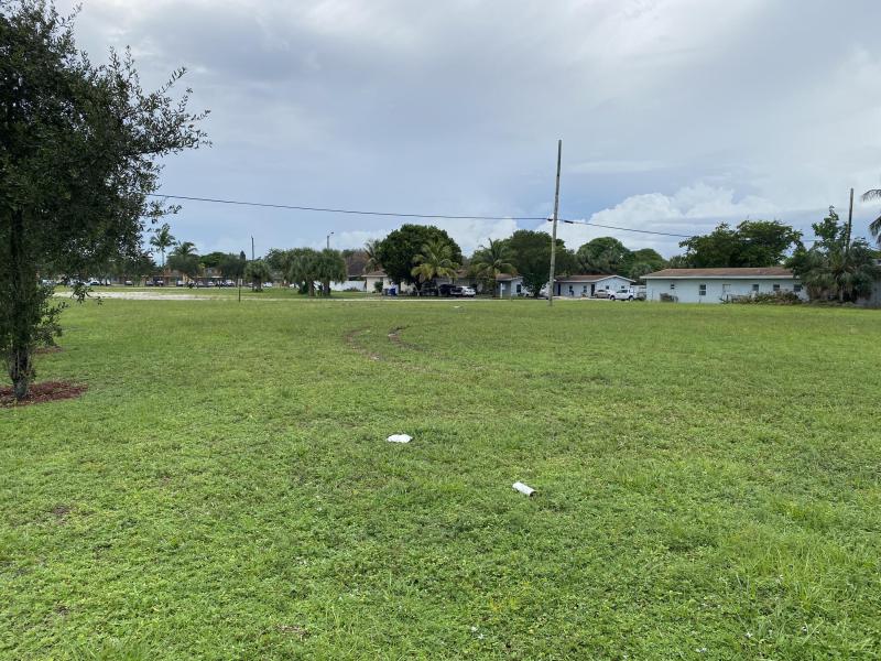  Commercial & Industrial Land Images 