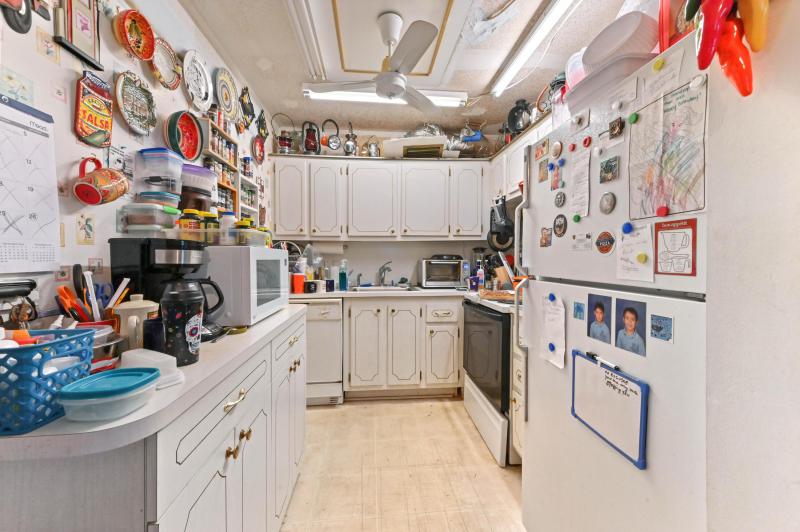  Condo & Townhome Photos