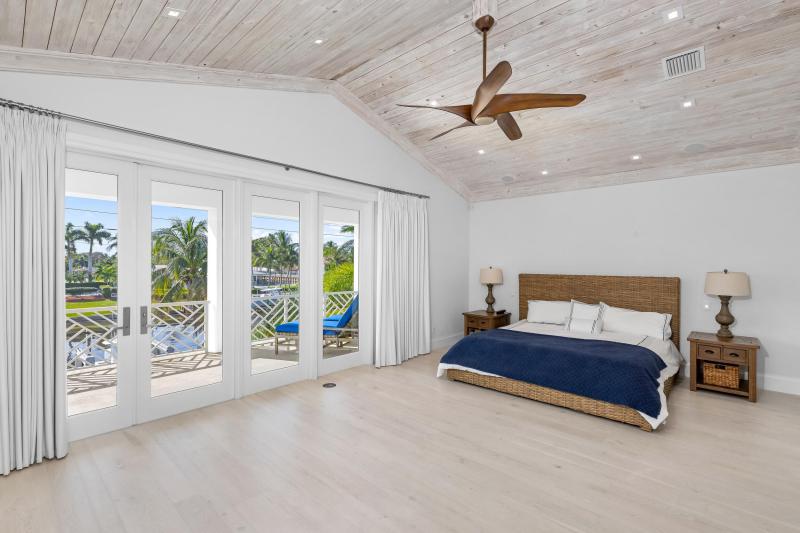  Single Family Homes Photo 25:  West Palm Beach,  FL 33405
