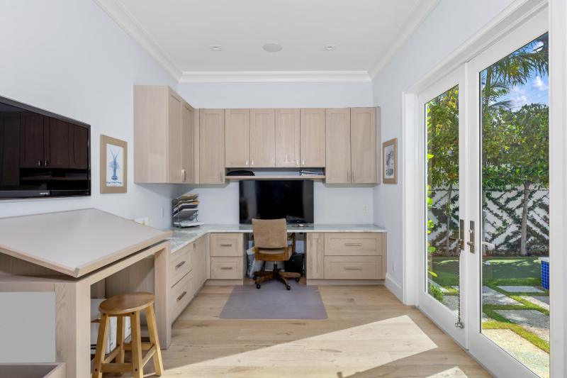  Single Family Homes Photo 36:  West Palm Beach,  FL 33405