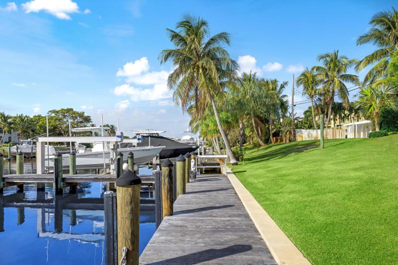  Single Family Homes Photo 59:  West Palm Beach,  FL 33405