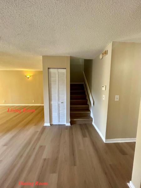  Condo & Townhome Photos