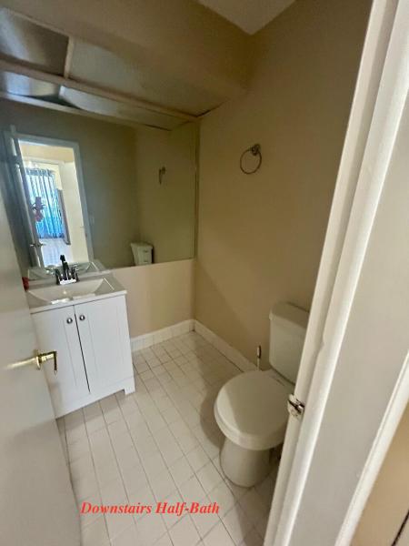  Condo & Townhome Photos