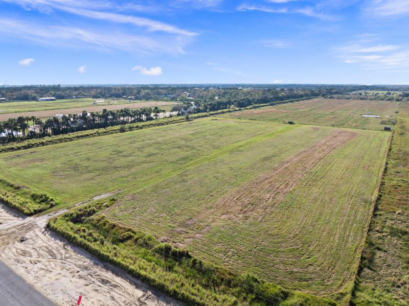  Commercial & Industrial Land Images 