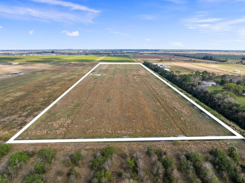  Commercial & Industrial Land Images 