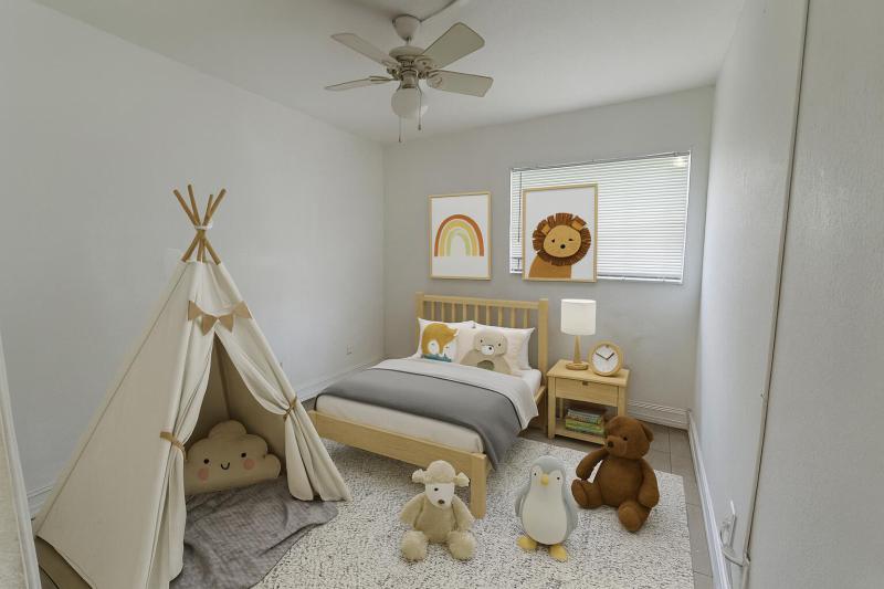  Condo & Townhome Photos