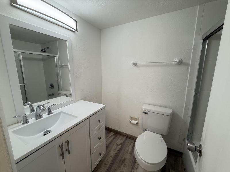  Condo & Townhome Photos