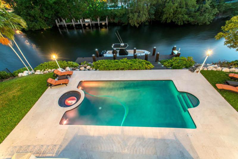  Single Family Homes Photo 22:  Coral Gables,  FL 33143