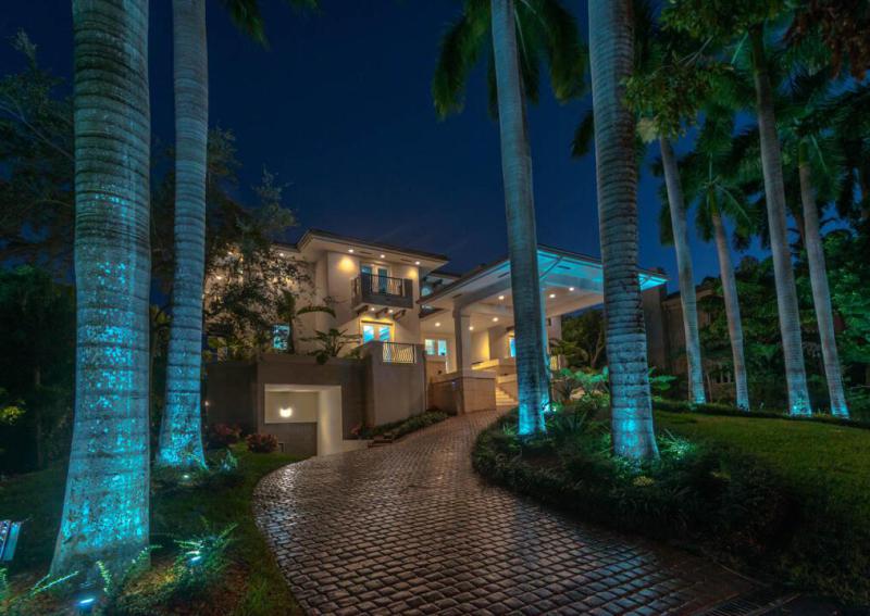  Single Family Homes Photo 28:  Coral Gables,  FL 33143