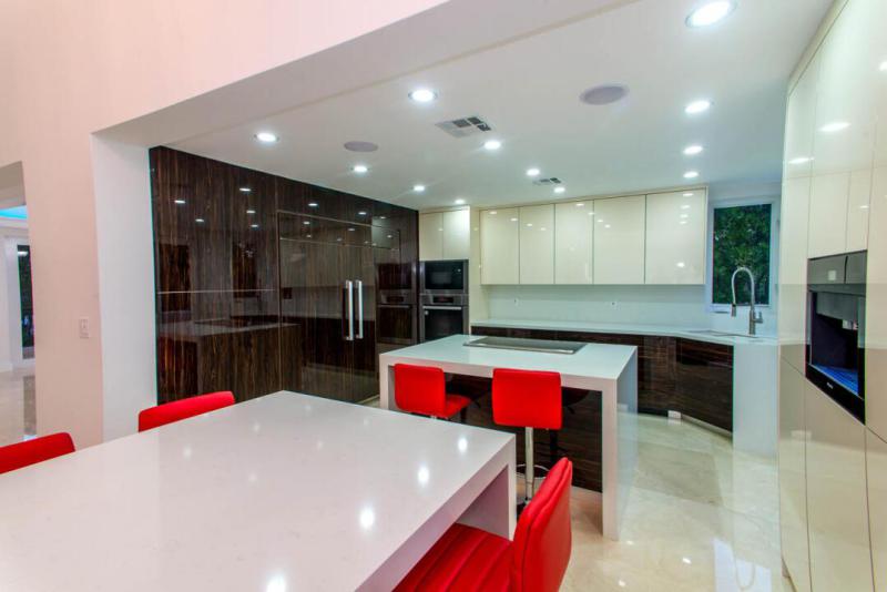  Single Family Homes Photo 8:  Coral Gables,  FL 33143
