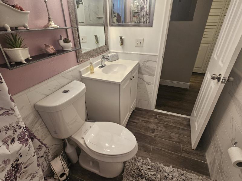  Condo & Townhome Photos