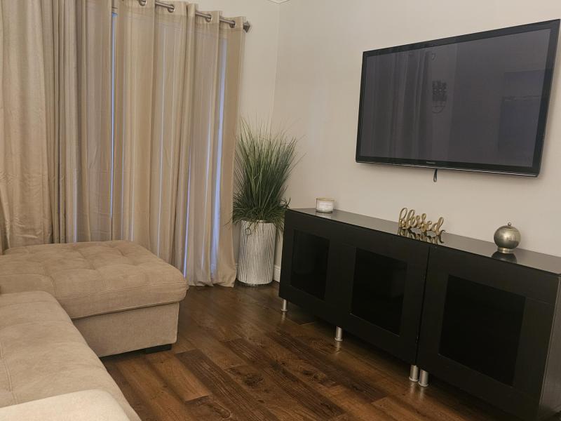  Condo & Townhome Photos
