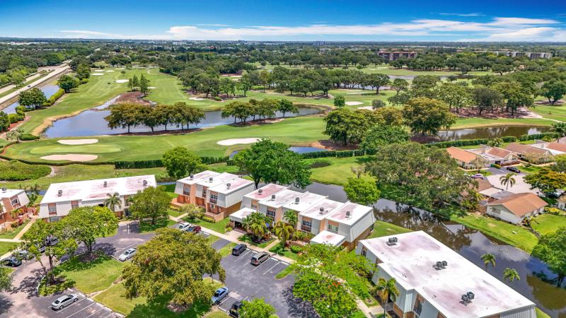  Condo & Townhome Photos