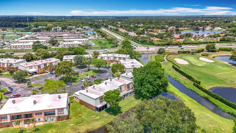  Condo & Townhome Photos
