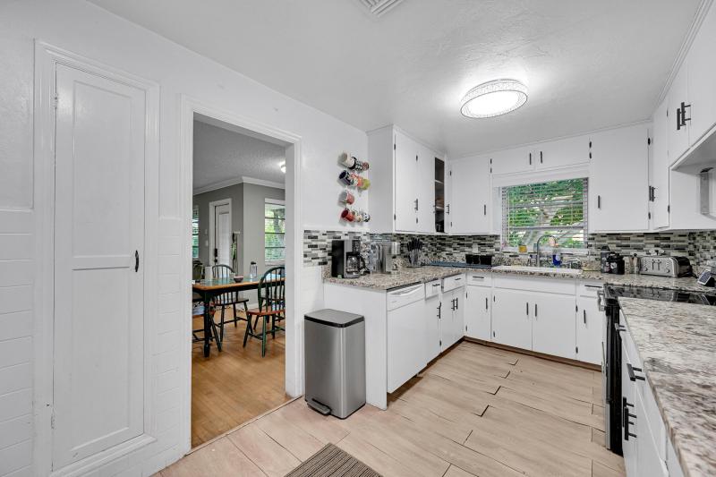 Duplex, Triplex and Fourplex Images