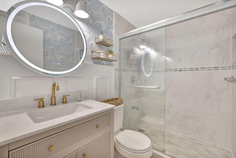  Condo & Townhome Photos