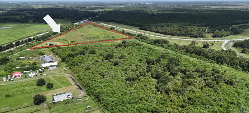  Commercial & Industrial Land Images 