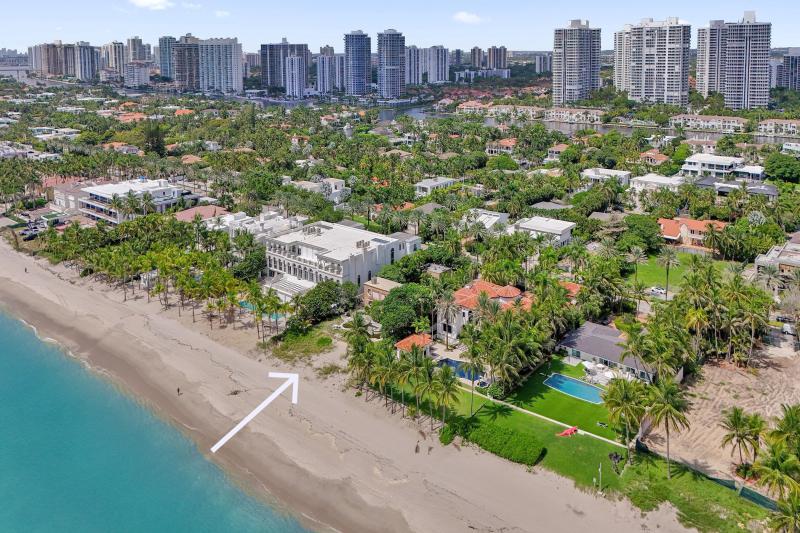  Single Family Homes Photo 5:  Golden Beach,  FL 33160