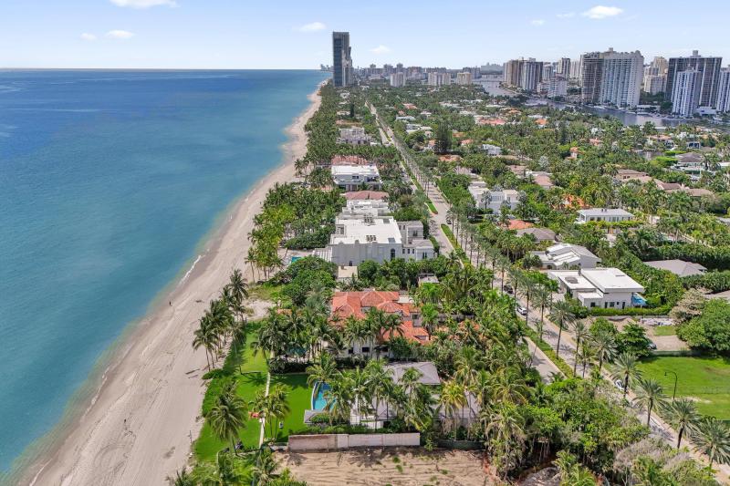  Single Family Homes Photo 7:  Golden Beach,  FL 33160