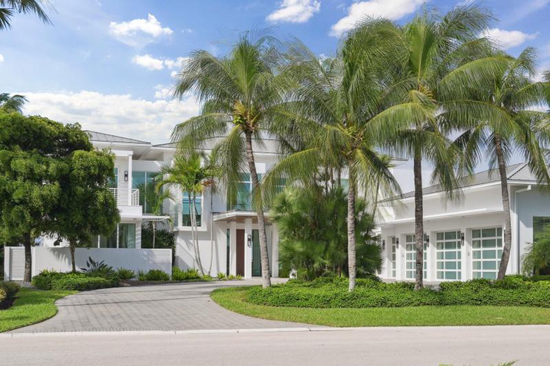  Single Family Homes Photo 4:  Stuart,  FL 34996