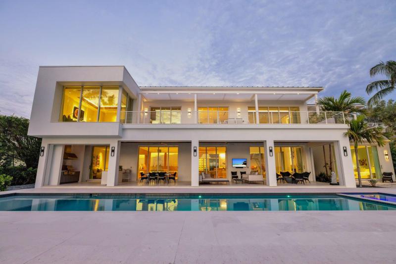  Single Family Homes Photo 5:  Stuart,  FL 34996