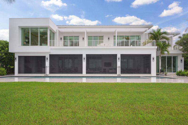  Single Family Homes Photo 6:  Stuart,  FL 34996