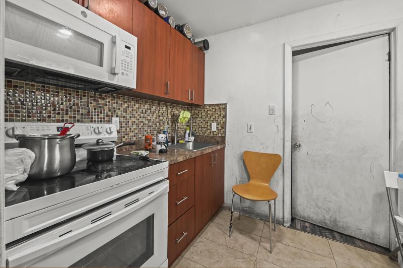 Duplex, Triplex and Fourplex Images