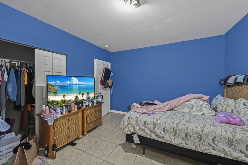 Duplex, Triplex and Fourplex Images