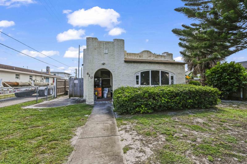 Duplex, Triplex and Fourplex Images