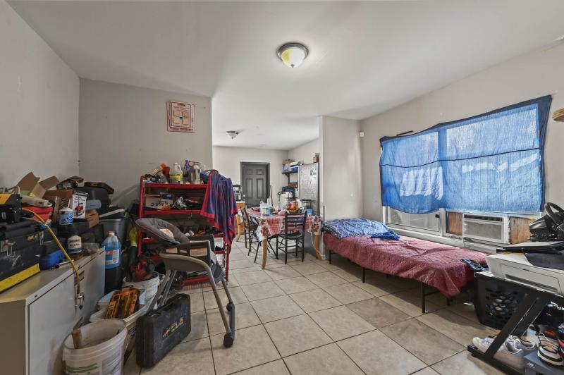 Duplex, Triplex and Fourplex Images