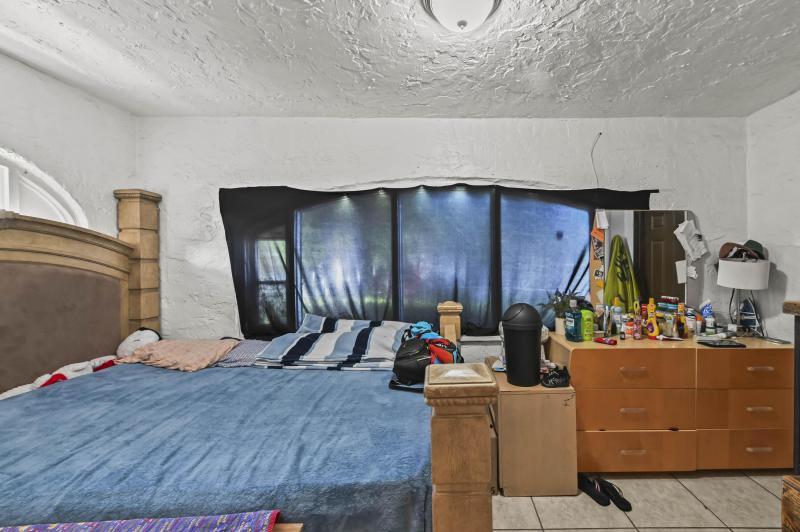 Duplex, Triplex and Fourplex Images
