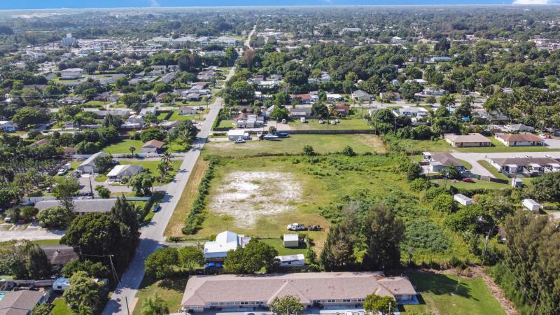  Commercial & Industrial Land Images 
