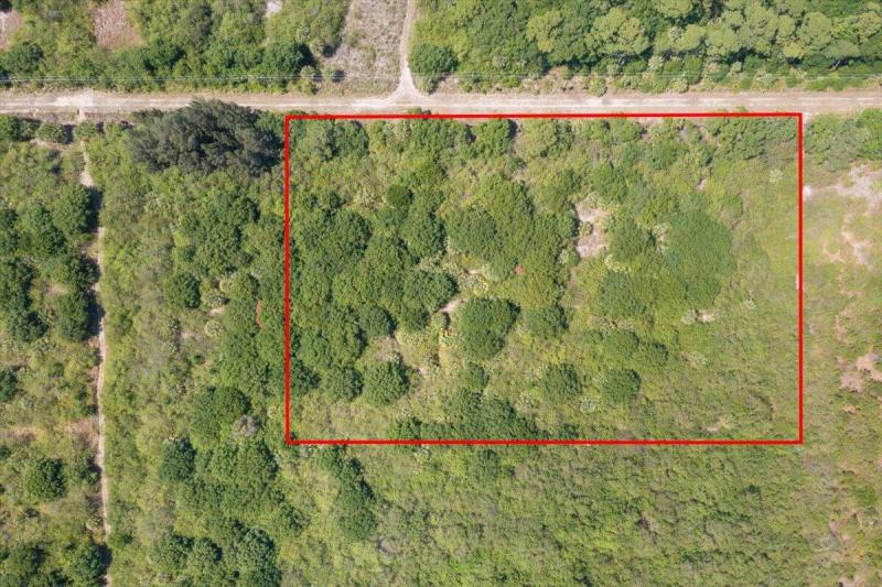  Commercial & Industrial Land Images 