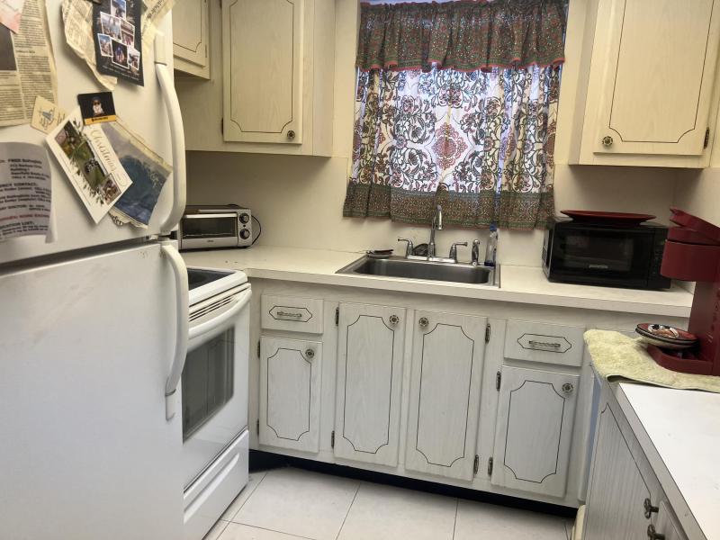  Condo & Townhome Photos