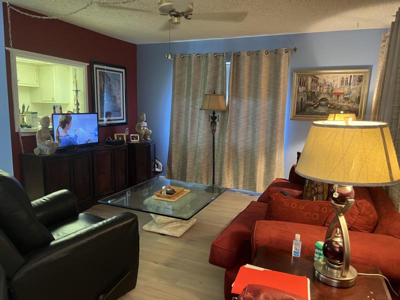  Condo & Townhome Photos