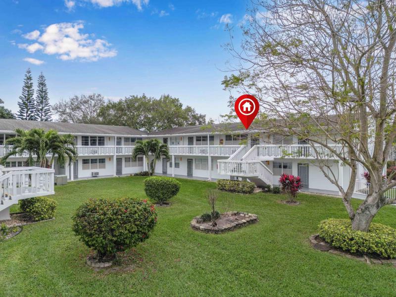  Condo & Townhome Photos