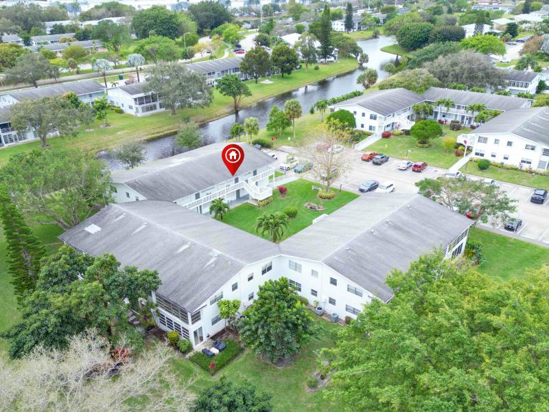  Condo & Townhome Photos
