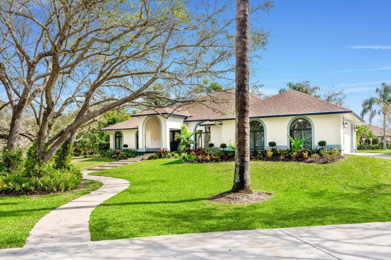  Single Family Homes Photo 32:  Wellington,  FL 33449