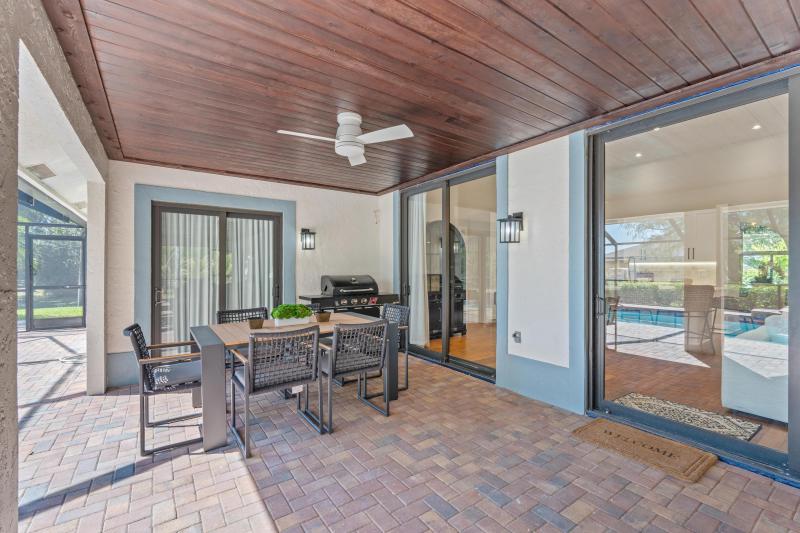  Single Family Homes Photo 71:  Wellington,  FL 33449