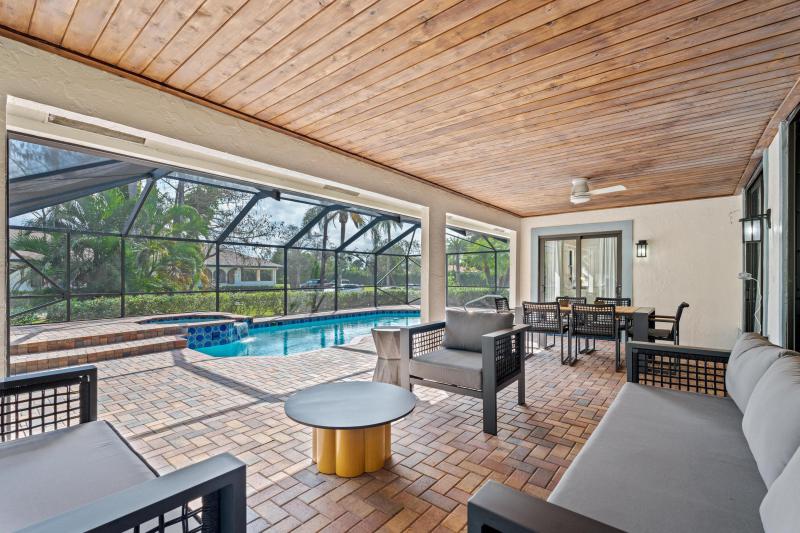  Single Family Homes Photo 72:  Wellington,  FL 33449