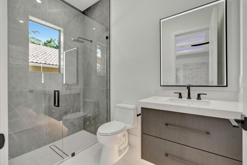 Single Family Homes Photo 79:  Lantana,  FL 33462
